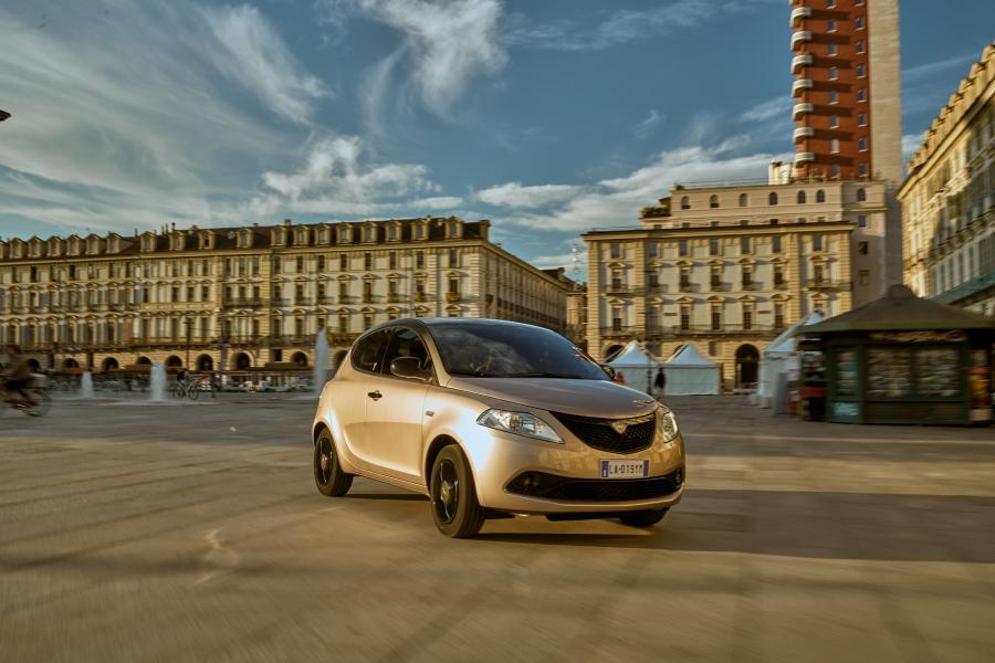  Lancia Ypsilon Monogram (846) 2019 года  (фото 4 из 32)